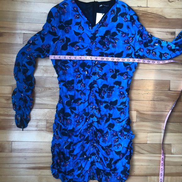 NWOT floral print ruched Zara mini dress. - Picture 7 of 9